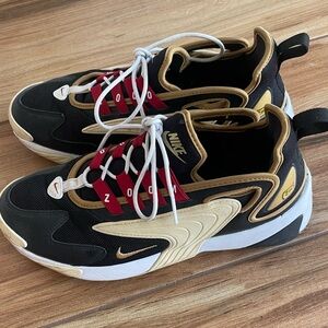 Nike Zoom 2K Icon Clash Black Metallic Gold (Women's size 9)